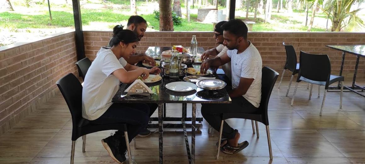 Cosmic Connect Trails Kabini Antharasanthe Esterno foto