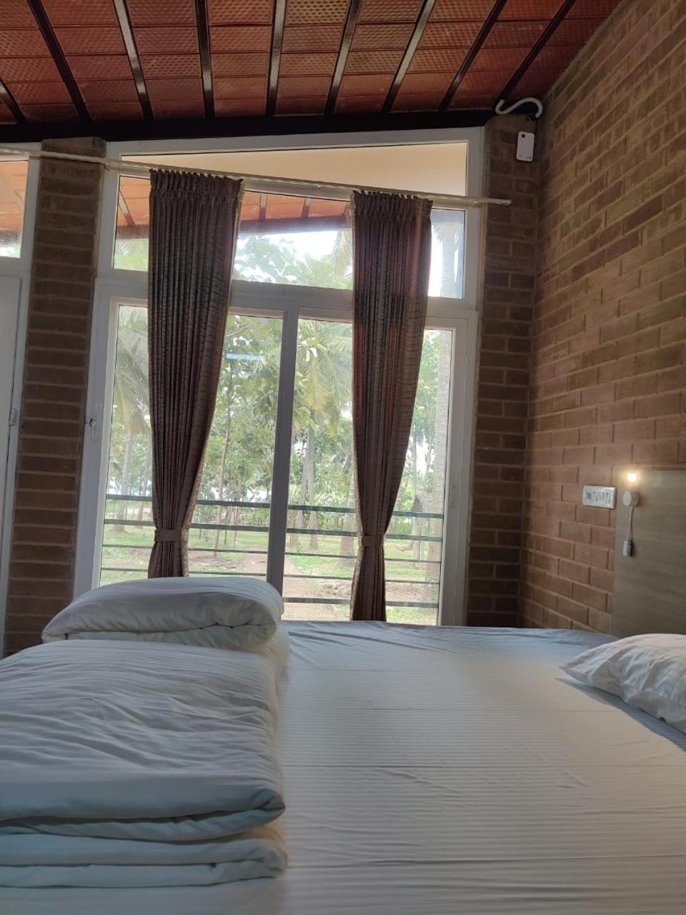 Cosmic Connect Trails Kabini Antharasanthe Esterno foto